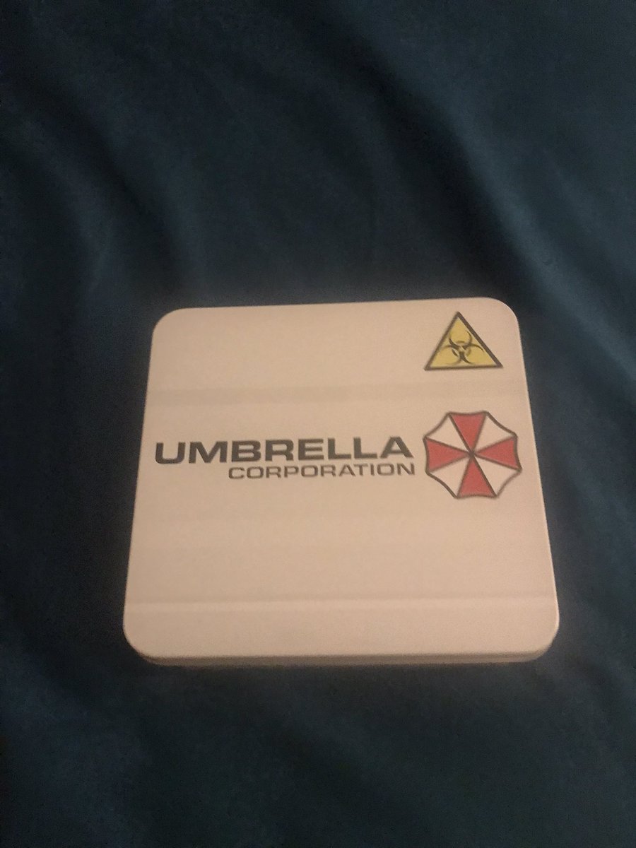 GossageCody's tweet image. I have the cure for the T and G virus I missed my chance to fget ahold of the viruses themselves 😔 #ResidentEvil #RECommunity