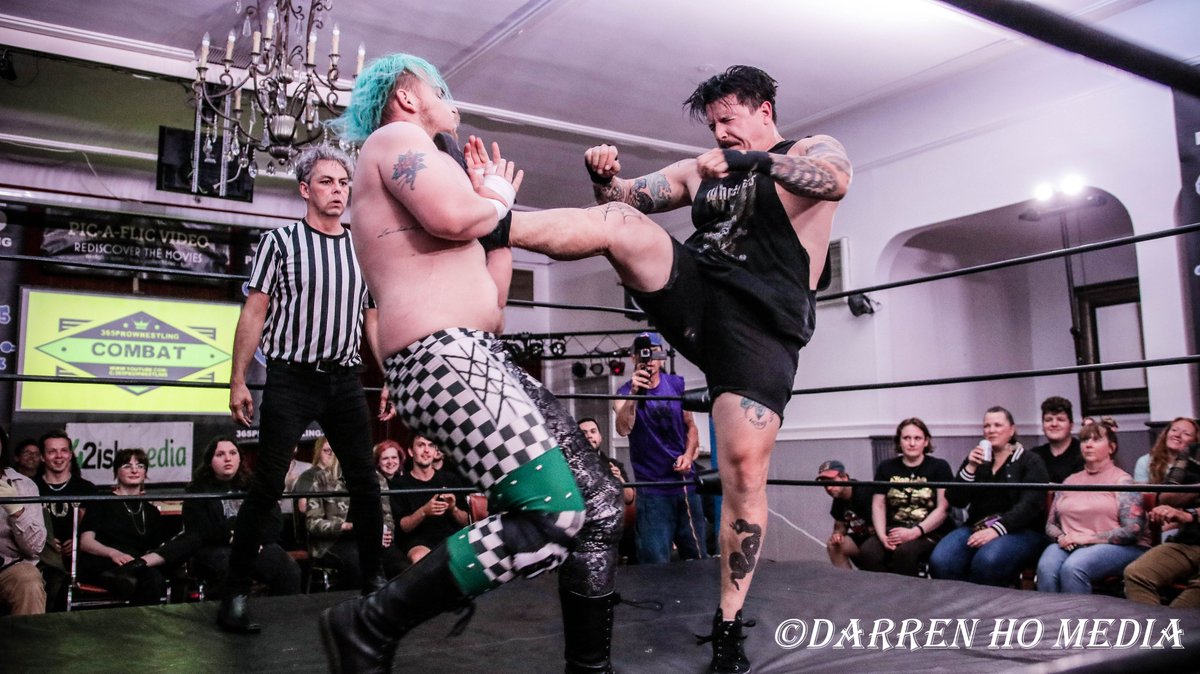 DarrenHoMedia's tweet photo. Former tag team partners collided as Damien Caines and @zal2468 did battle @365pw at White Eagle Polish Hall on Friday, July 15th, 2022.
#365prowrestling #365Pro #YYJ #Victoria #VictoriaBC #YYJEvent #PacificNorthwestWrestling #IndieWrestling #ProWrestling #ProfessionalWrestling https://t.co/poM3vMEV2J
