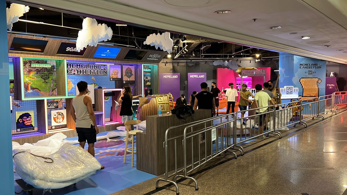Memeland's tweet photo. 1/ Whether you are a Potatoz or MVP holder in Hong Kong, come check out the @Memeland exhibition at Times Square, Causeway Bay this weekend! The exhibition runs from 30 Jul to 25 Sep!

Many projects pay to organize IRL events, while 
@Memeland gets paid to organize an event https://t.co/Fuj4QAH0PI