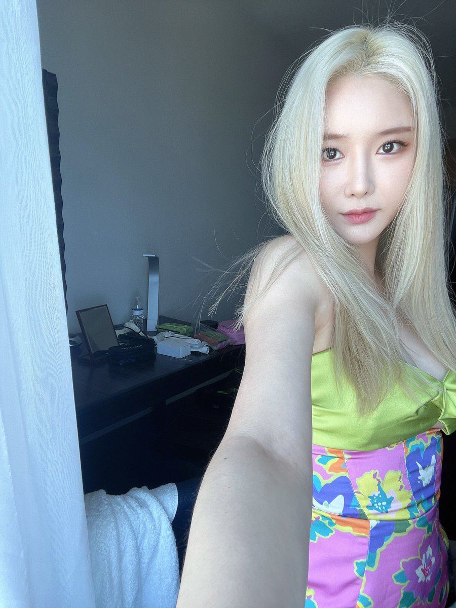 nyong2ya's tweet photo. ☀️ https://t.co/L1xbP7E7WK