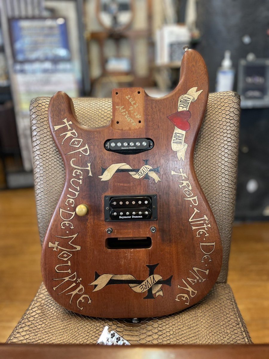 ウォーレンデマルティーニ