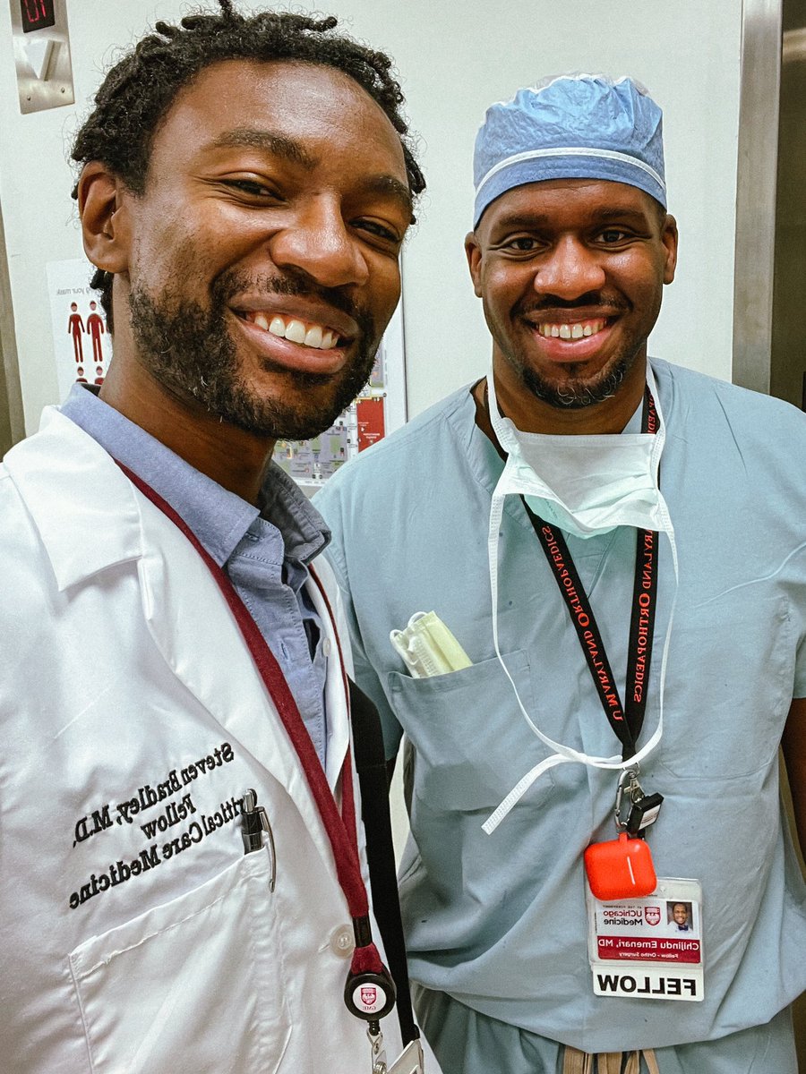 Ran into fellow Howard University College of Medicine alumnus and current Orthopedic Surgeon and Joint Replacement fellow Chijindu Emenari. 

He’s in his last week of fellowship! And deserves a round of applause!! 👏🏾👏🏾👏🏾

@HowardU #orthopedicsurgery #blackinmedicine