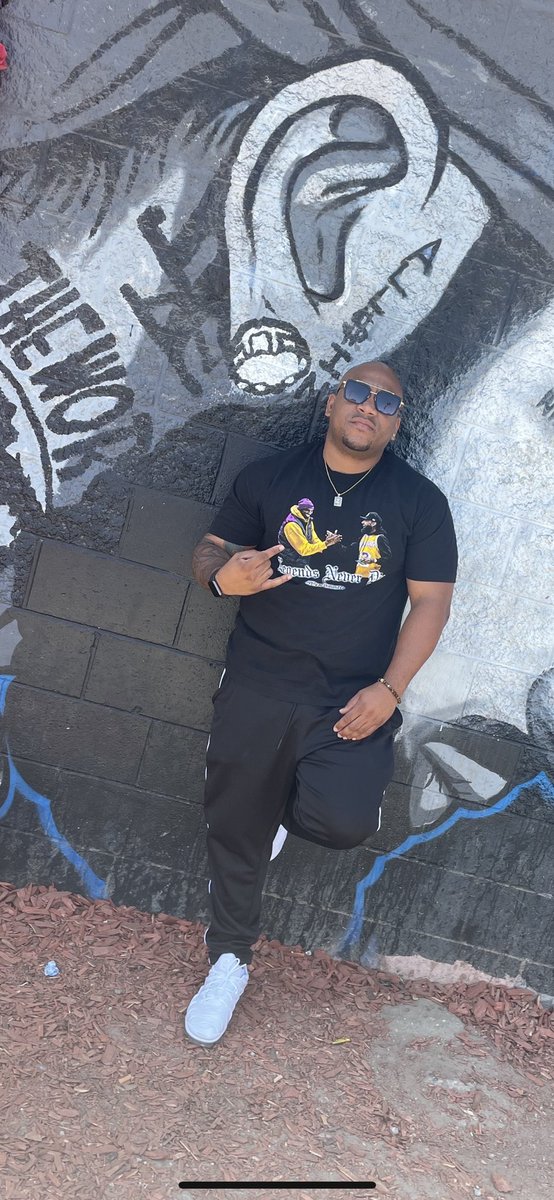 exprealtorgreg's tweet photo. California where the weed, women and weather A1 ya dig.
Rest up King 
@nipseyhussle 
#themarathoncontinues https://t.co/6UZPrAiuu4
