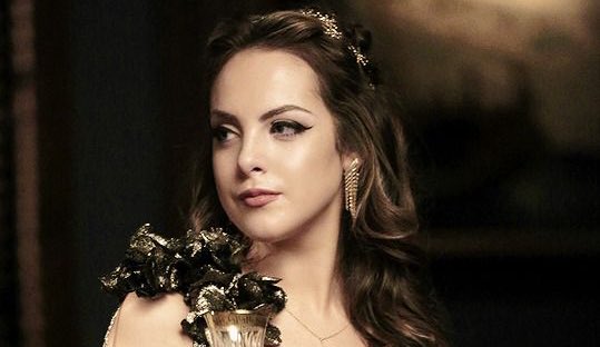 Happy 29th birthday to the iconic Elizabeth Gillies. 