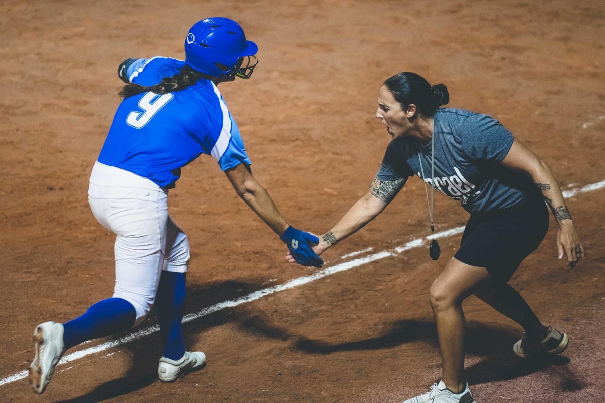 TeamIsraelSB's tweet photo. Waiting for the game before us to finish so let’s take a look back at what a moonshot trot from AJ Kaiser looks like. https://t.co/EBH8syl28T
