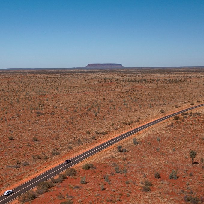 Watch Australia's leaked NSFW photo on TwXstars