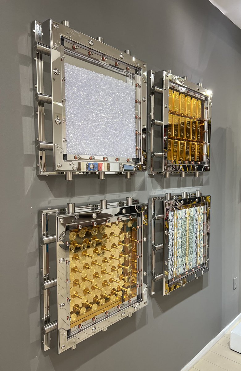 nftcelestejones's tweet photo. These are Diamond, Gold, Bitcoin and Fiat art pieces by the amazing Paul Nagy… 

he’s be joining our Web3 community with the release of his 1st NFT collection. Coming Soon… Stay Tuned! 😉

#nft #nftart #nftcollector #web3 #nftcommunity #womenincrypto https://t.co/UIfVHpZGRe