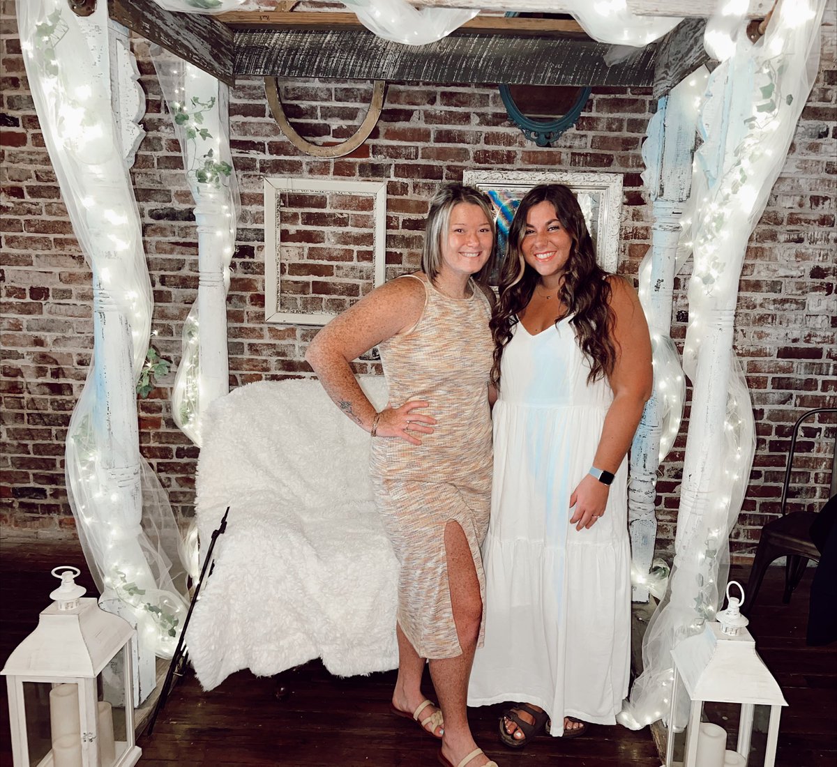 risharenee05's tweet image. Can’t wait to stand by ur side a month from now as u say forever to ur best friend