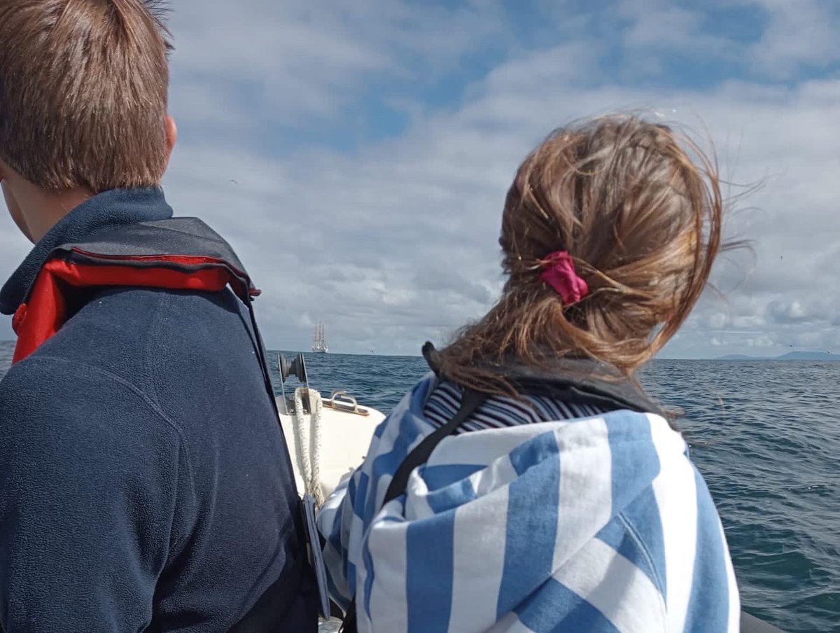 Ben (Castlebar) Thomas (Cork) Fionn (Achill Island) and Charlotte (Ballina) our Atlantic Youth Trust youth volunteers joining the crew of Argentinian Navy aboard the Libertad in Mayo as it arrived from Argentina.

#thelibertad #libertad #graceomalley #atlanticyouthtrust #youth