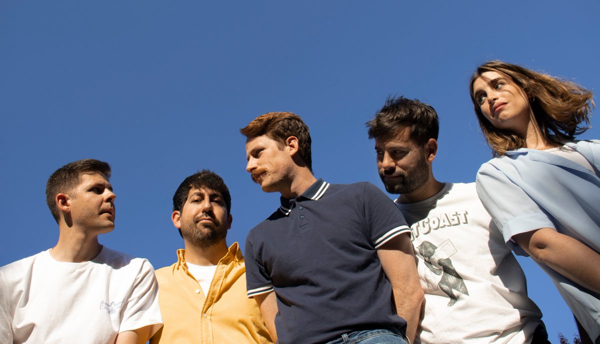 el_hilomusical's tweet image. BUENO PERDONA : Su single debut "Metro Madrid" entre el noise-pop y el dream-pop

elhilomusical.com/2022/07/bueno-…