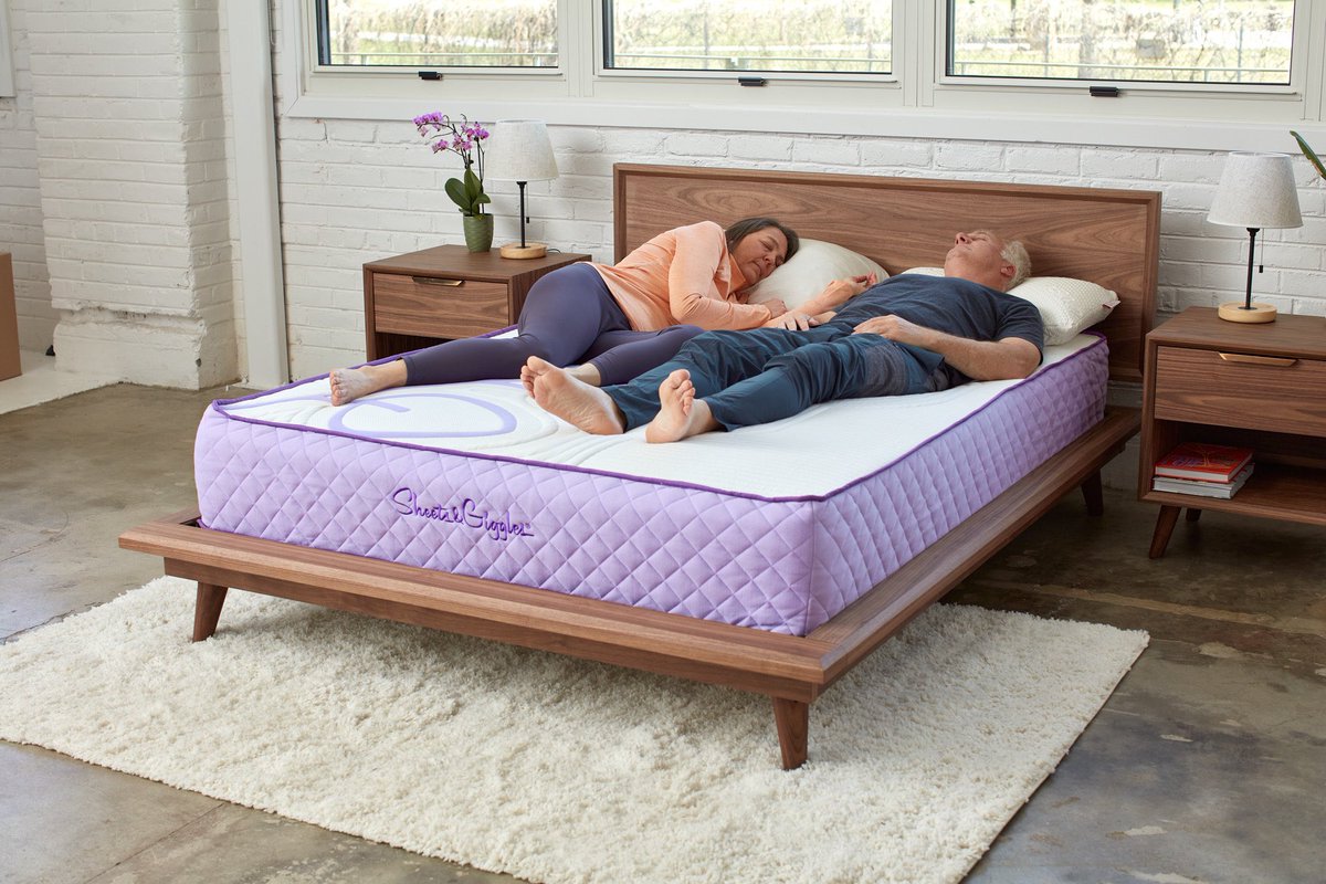 SheetsGiggles's tweet photo. 🚨 $1800 S&amp;G Mattress Giveaway! 🚨

We shipped our first 20 Shiggles Mattresses this weekend, and you can get one too!

Enter to win a free sustainable mattress ⤵️

Just:

1) Like &amp; RT this
2) Follow @SheetsGiggles
3) Tag 2 friends in a reply below!

Winner announced tomorrow! 🎉 https://t.co/n2aYsta4pP