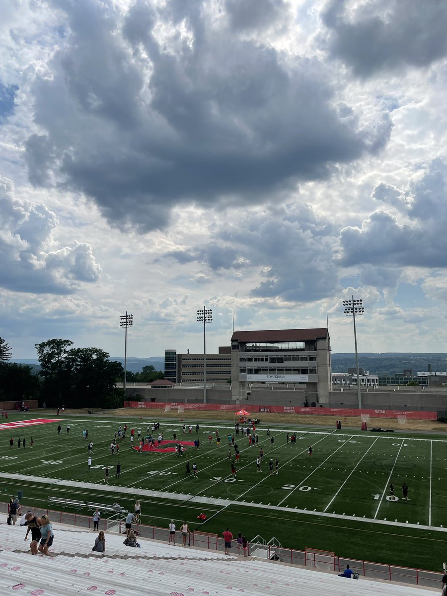 BryceKooy's tweet photo. Honored to be named @Gatorade MVP at @BigRed_Football camp! Thanks to the coaches at Cornell for putting on an awesome camp! 
@CoachAnDees @RylandSpencer @BrandonHuffman @GregBiggins 
@ScottEnyeart @adamgorney https://t.co/UImoUgyDGn