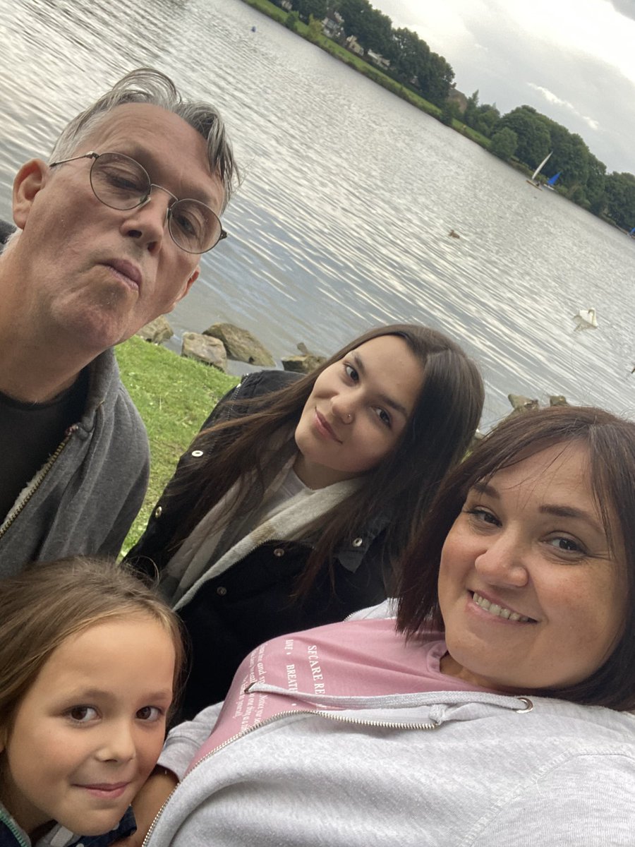 amanda42eales's tweet photo. Walk #11 - a walk around Yeadon Tarn…twice!!!! Over halfway there now and more determined than ever. @MiscarriageA #MilesThatMatter https://t.co/40j5S2um0i