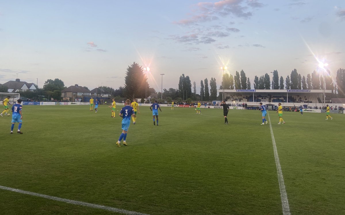 rickymachel's tweet photo. Watching former @Acad_SC players @C5campbell for @NorwichCityAcad &amp; @Foys100 for @WinFinchleyFC both performing well in pre season https://t.co/yrDStHXiUR