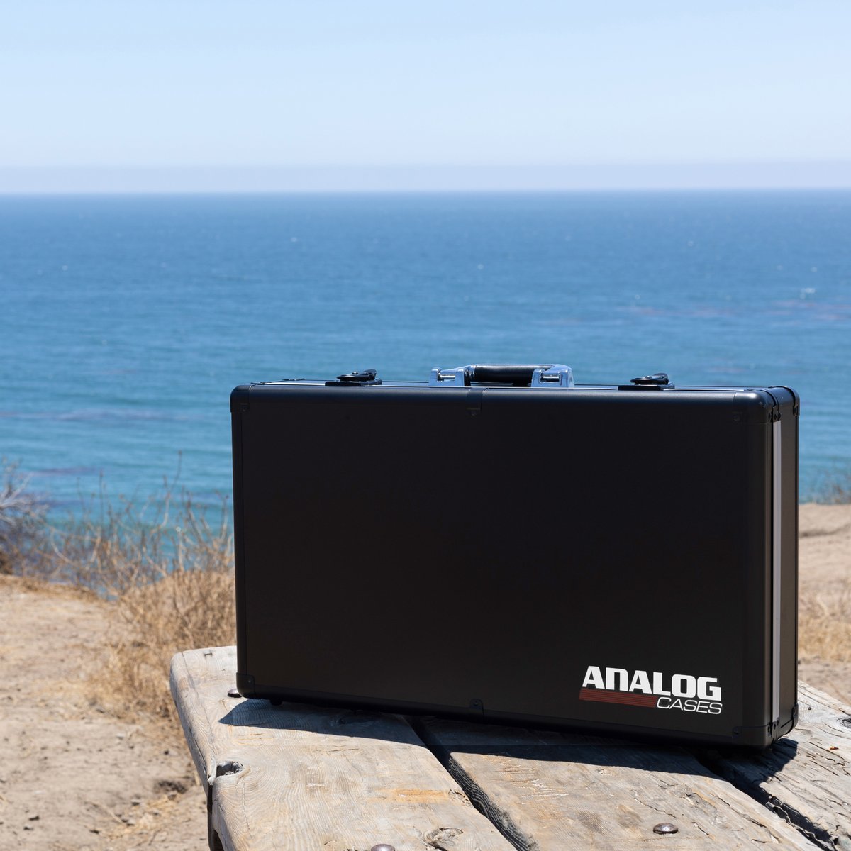 Less than a week left to save on our best sellers! Summer is the time for gigs and travels, so keep your gear safe while you’re on the go!

Shop now: ecs.page.link/dCgMC