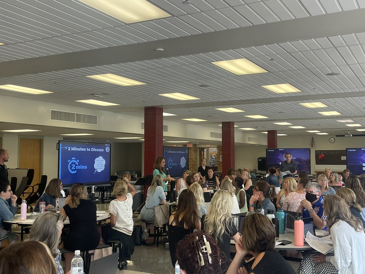 CBlismith's tweet image. Had a great time working with 55 incredible @CBSDSchools educators on our new @GetClearTouch panels in collaboration with our team of awesome presenters! Can’t wait to see the ways Ts incorporate these panels into their teaching! #cbsdtech #cbinnovate #edtech