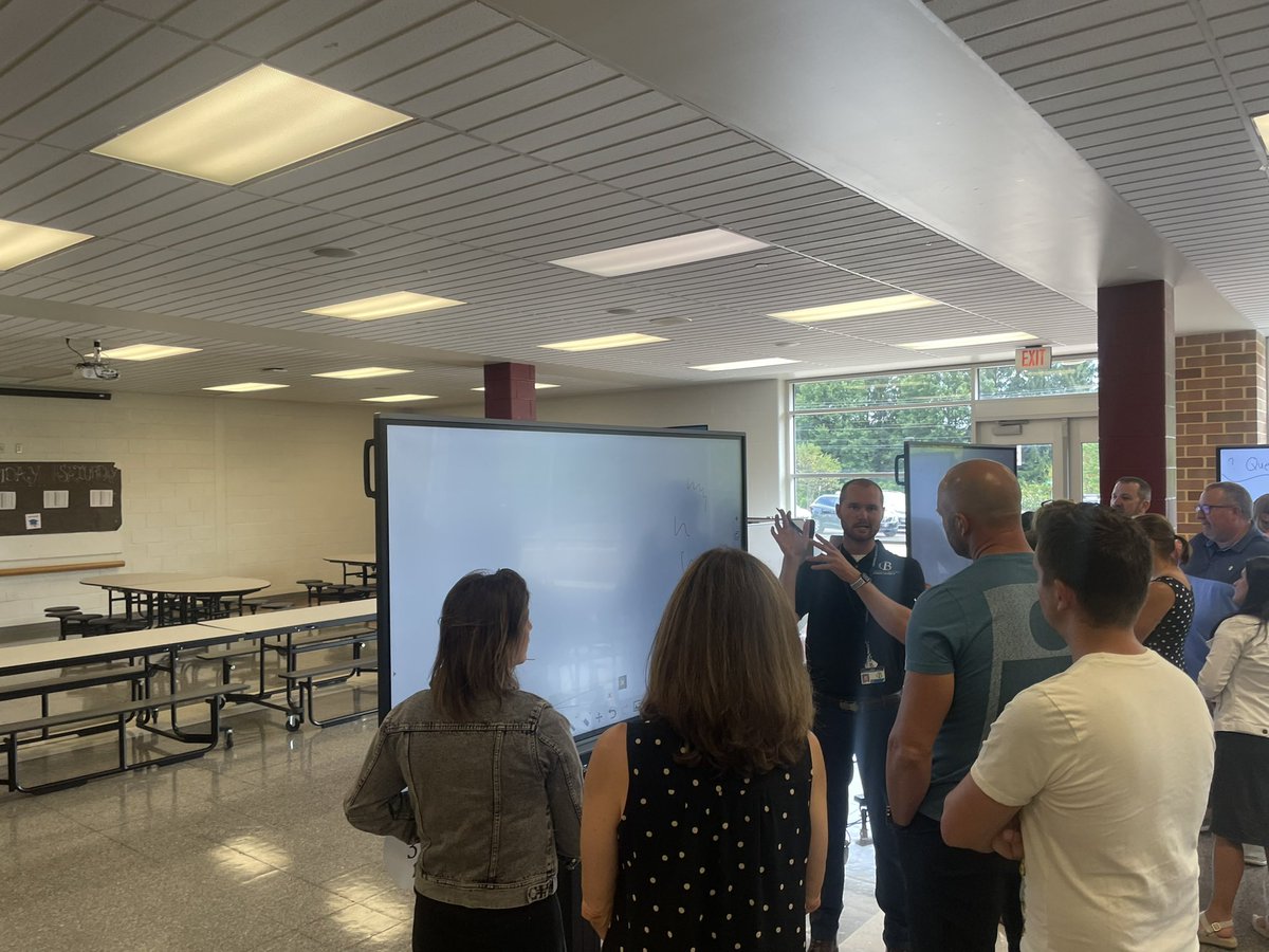 CBlismith's tweet image. Had a great time working with 55 incredible @CBSDSchools educators on our new @GetClearTouch panels in collaboration with our team of awesome presenters! Can’t wait to see the ways Ts incorporate these panels into their teaching! #cbsdtech #cbinnovate #edtech
