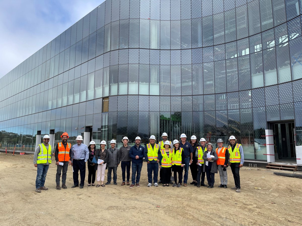 KitchellCos's tweet photo. The City of South San Francisco had some exciting visitors at the site of the new Library, Parks & Recreation and Community Theater/Council Chamber. #kitchellconstructionmanagement #kitchellcivicmunicipal https://t.co/A5vVvL6BIe