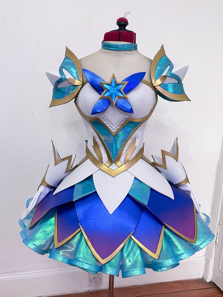 AnaelicCosplay's tweet image. Star Guardian Orianna costume, made by me 💙💫