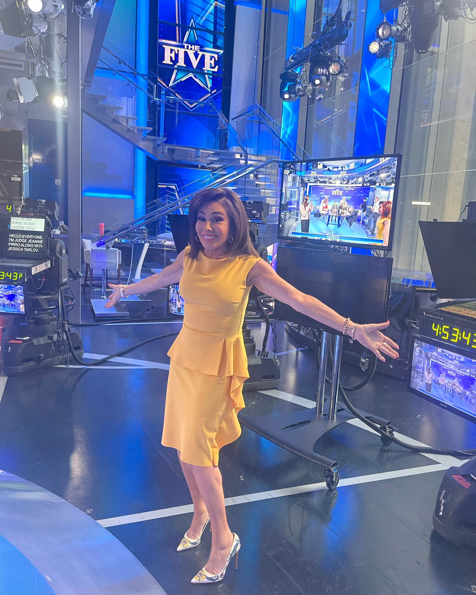 You Won'T Believe Why Judge Jeanine'S Not On The Five! - pu3bnkq