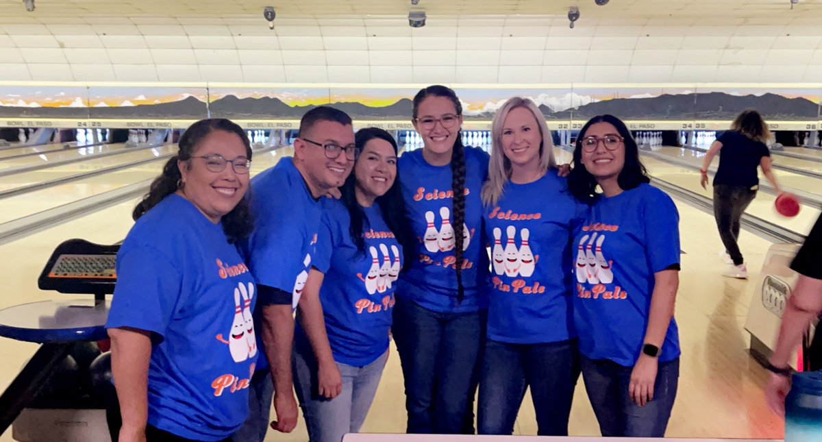 rivette3's tweet photo. #Rebel teams have spirit! Let go for the win! #Teamwork #bowling https://t.co/7mSAa68fJk