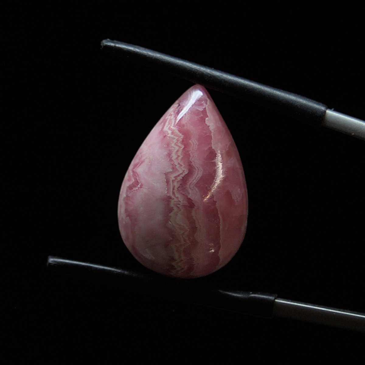 #throwbacktuesday #cabochon teardrop #rhodochrosite

#gem #gemstone #gemcutter #lapidary #lapidaryart #lapidaryartist #stonecutter #mtlstonecutter #montreal #mtl #mtlart #mtlartist #handmade #handcrafted #supportthemaker #oneofakind #handmadewithlove #designermaker #thatsdarling