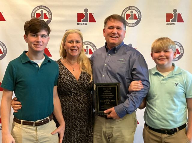 safepointins's tweet photo. We are delighted to share that our very own Agency Relations Manager for Louisiana and Mississippi, Dan O'Brien was awarded the 1752 Club Company Representative of the Year! Please join us in congratulating Dan on this prestigious achievement. https://t.co/pcQ2bvrOBq