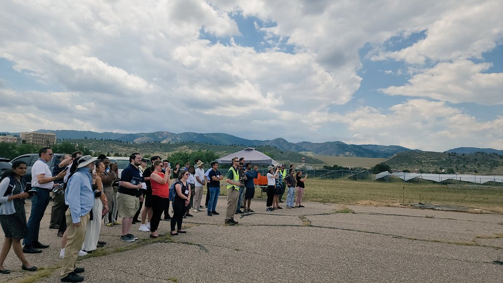 #Day2 of @noaa NESDIS STAR CoRP Symposium started off with great presentation by #youngprofessionals across the NOAA Cooperative Institute and Cooperative Science Centers. #moretocome  today's highlight #drone activities!