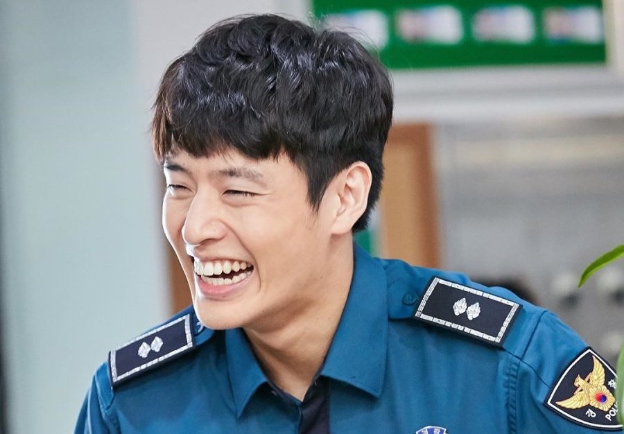 kdramaxxx's tweet photo. YALL FORGETTING THIS GREEN FLAG MAN EXISTS 😩😭🫶 https://t.co/oouzTwY1sL