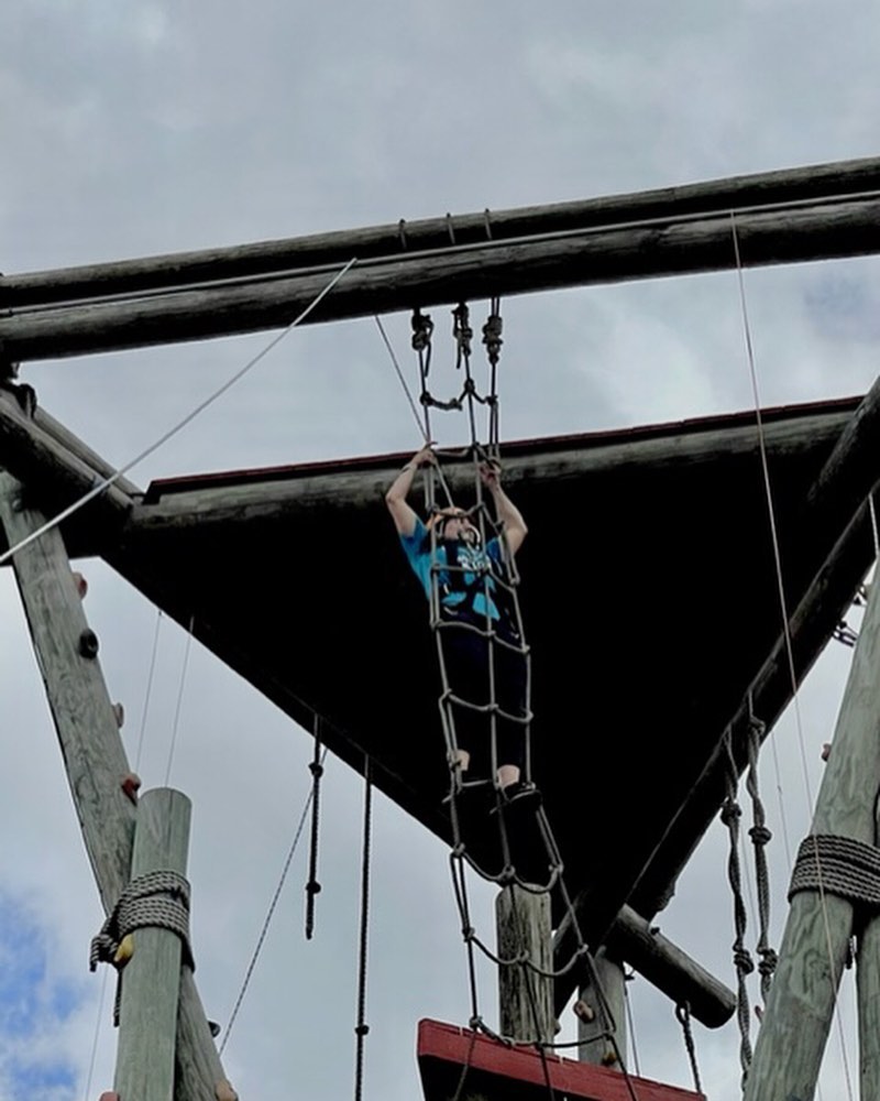 YMCASeattle's tweet photo. Coach Mish makes this look so easy and fun! Do you have what it takes to climb the #AlpineTower? #PutMeInCoach
Learn more about the Y's climbing and challenge courses: https://t.co/xMHT2Bwzwy.
#ChallengeCourse #Climbing #Adventure #SeattleActivities #GetOutdoors https://t.co/MjUrjSHm6X
