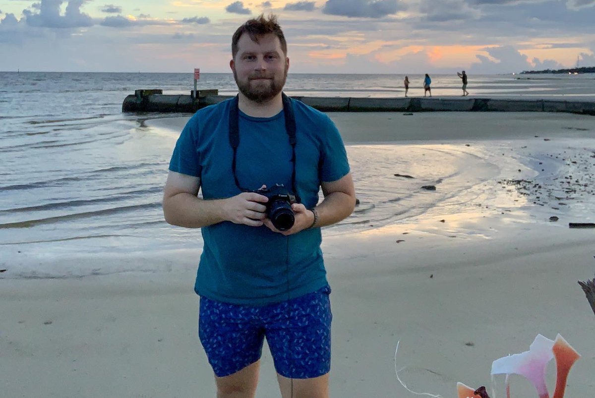 Lots of sea nettles washed up in Long Beach this evening. Must be jelly…fish. Cause jam don’t shake. #idontthinkyourereadyforthisjelly #coastalms #gulfcoast #jellyfish @NWSNewOrleans @MS_aquarium @Mississippi_DMR @WLOX