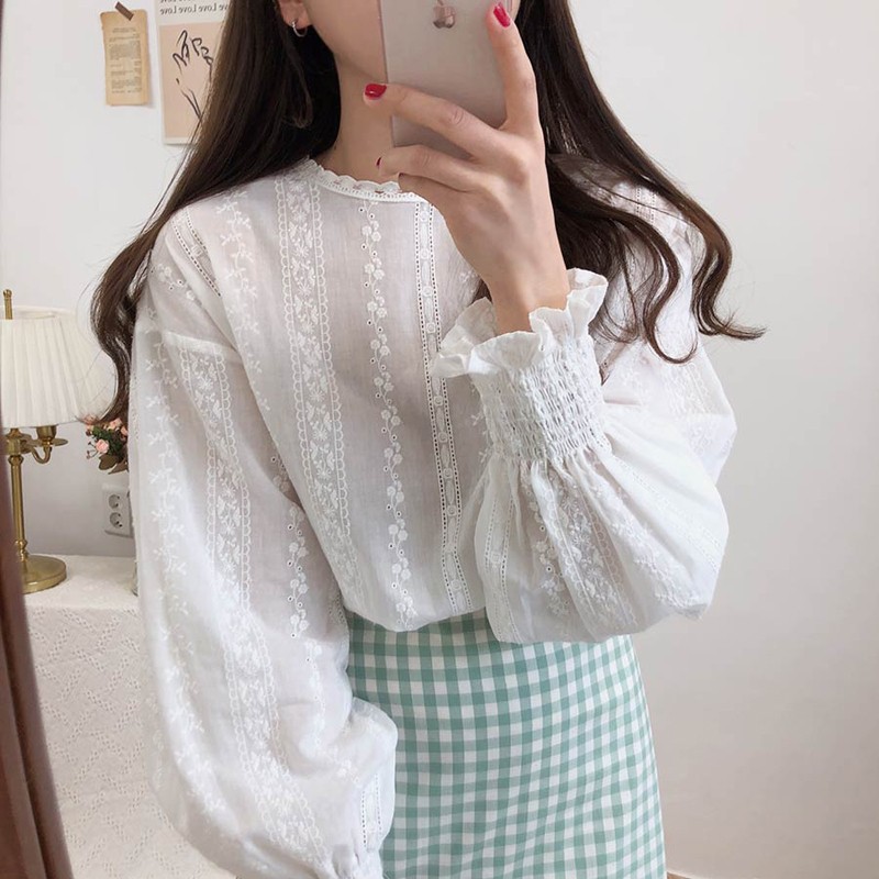 Rekomendasi blouse cantik!!!! 

pict 1: ⭐4.9+++
shope.ee/6Ul0AH7pCq

pict 2: ⭐4.8+++
shope.ee/3V7OaxejBo

pict 3: ⭐4.8+++
shope.ee/3AUYCVg59V

pict 4: 4.6++
shope.ee/6A89m8aq6S