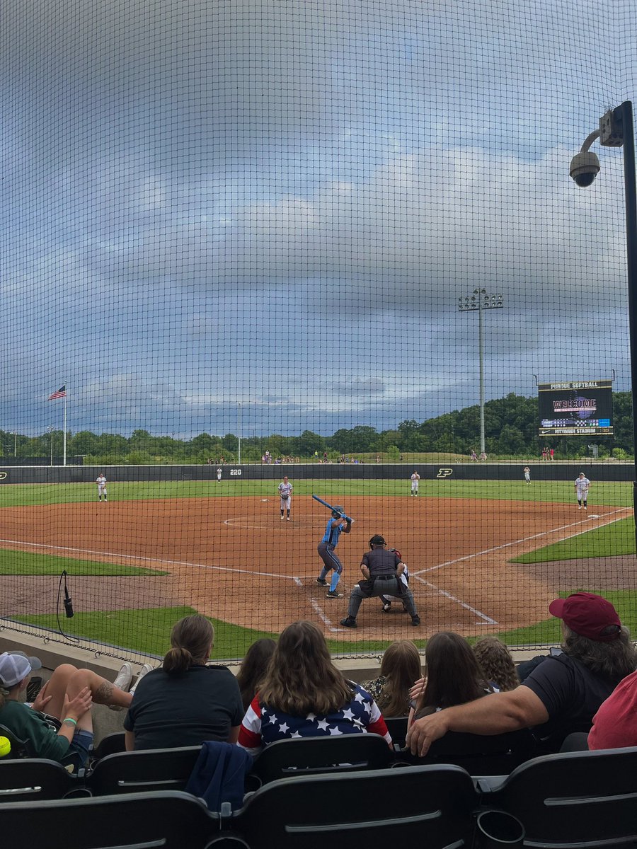 paigehotle's tweet photo. Such a great experience tonight watching @USSSAPride and @SmashIt_Vipers while getting to meet the best of the best!! ❤️🥎@eshuskiesharris @Johnknopf10 @IHartFastpitch @ImpactRetweets @LegacyLegendsS1 @Los_Stuff @haley_crusee @78jocelyn_alo https://t.co/RtqXBcLQDi