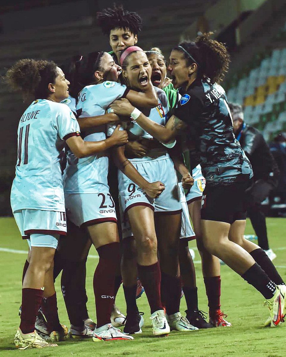 deynac18's tweet photo. 🏹⚽️🇻🇪 https://t.co/9CIdQ69dlJ