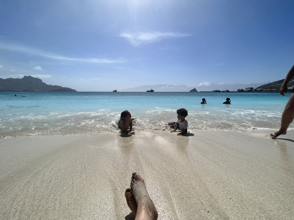 jas_celeste's tweet photo. Feeding my soul 🇨🇻🏝 https://t.co/EH8PM4NPa1