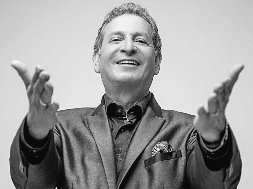 santorendon's tweet photo. El rey, el papá de los pollitos, el cantante más importante de la música popular en Colombia.

DARÍO GÓMEZ ZAPATA.
MAESTRO DE MAESTROS.
Q.E.P.D https://t.co/1X1JlQJPHV