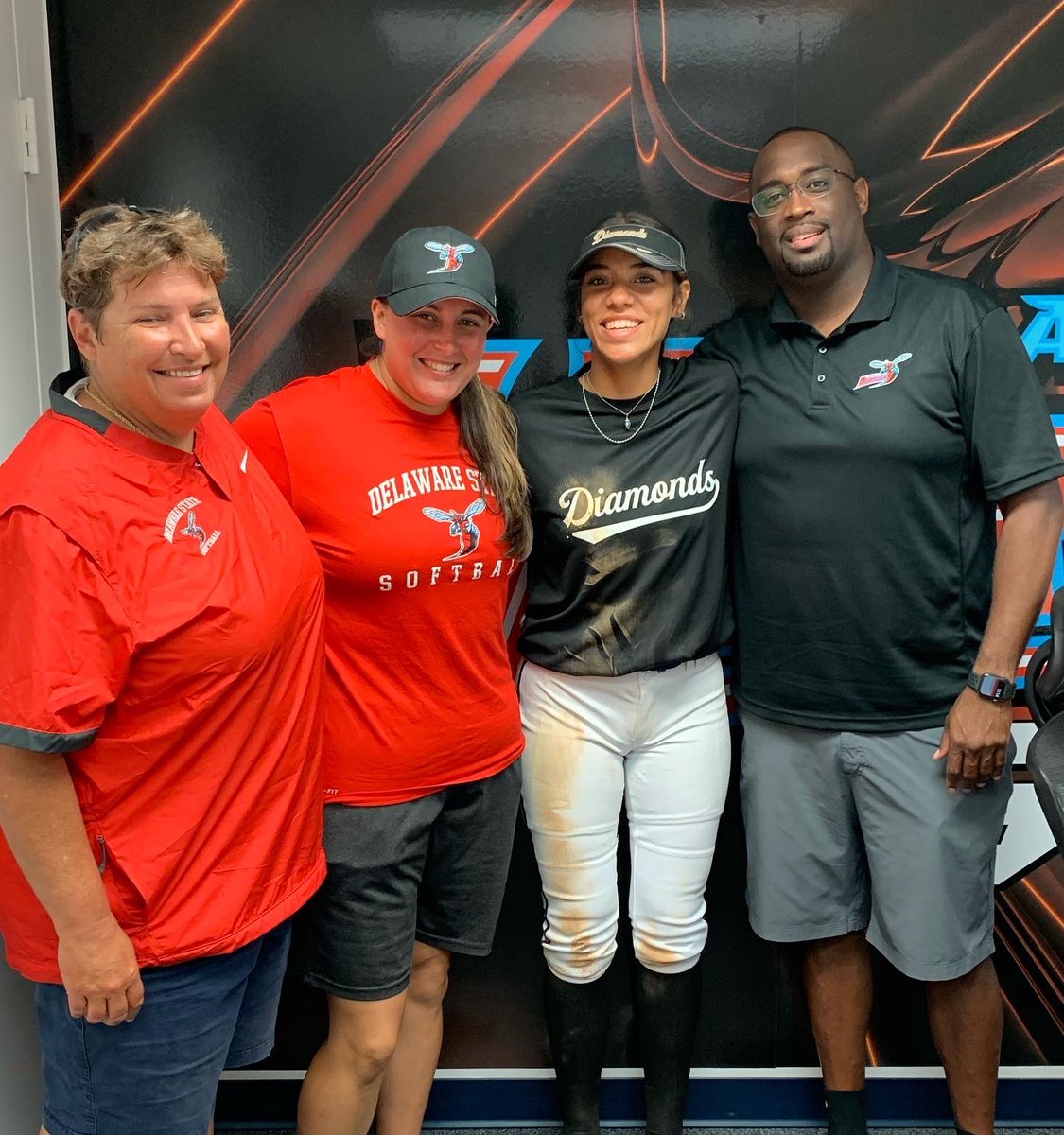 annalisse santana tweet media