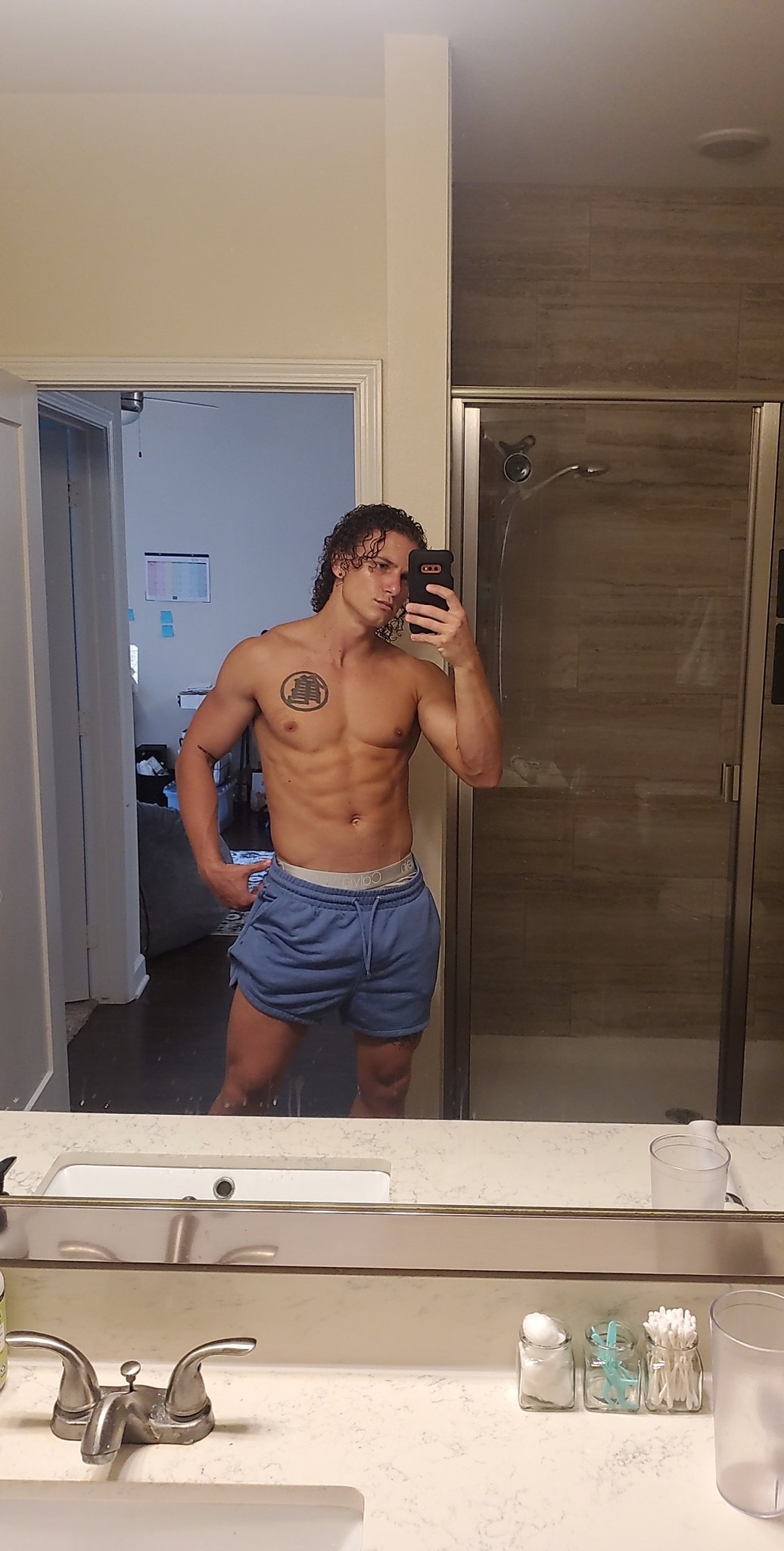 TW Pornstars - Curlyheadedfck. Twitter. 1 like = 1 push up. 2:24 AM - 27  Jul 2022