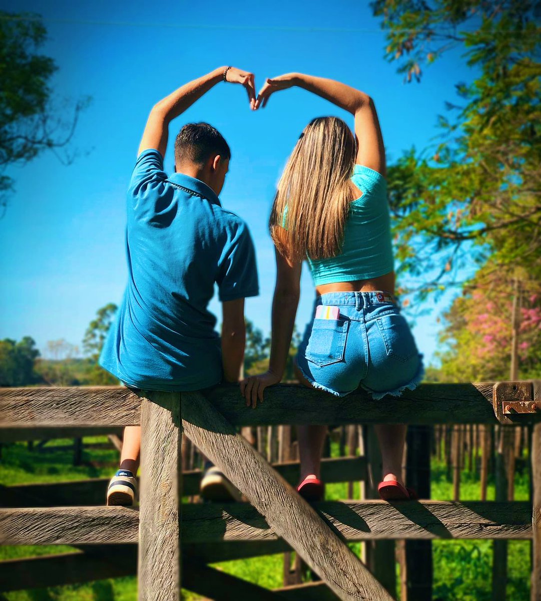 _dielx7's tweet photo. minha garota💍💖 https://t.co/W8c1fwAx8V