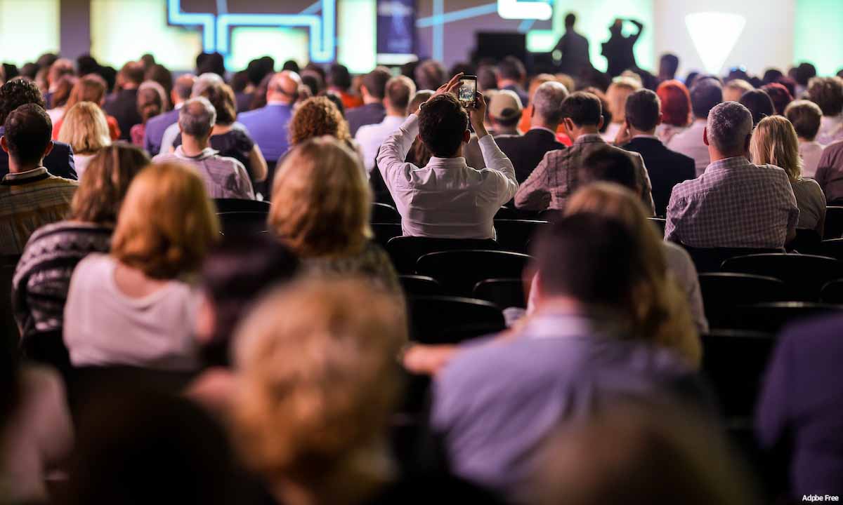 The Importance of Presentation Skills in Business businessblogshub.com/2018/07/the-im… Improve your corporate presentation skills with these tips. #corporatepresentations #presentationskills