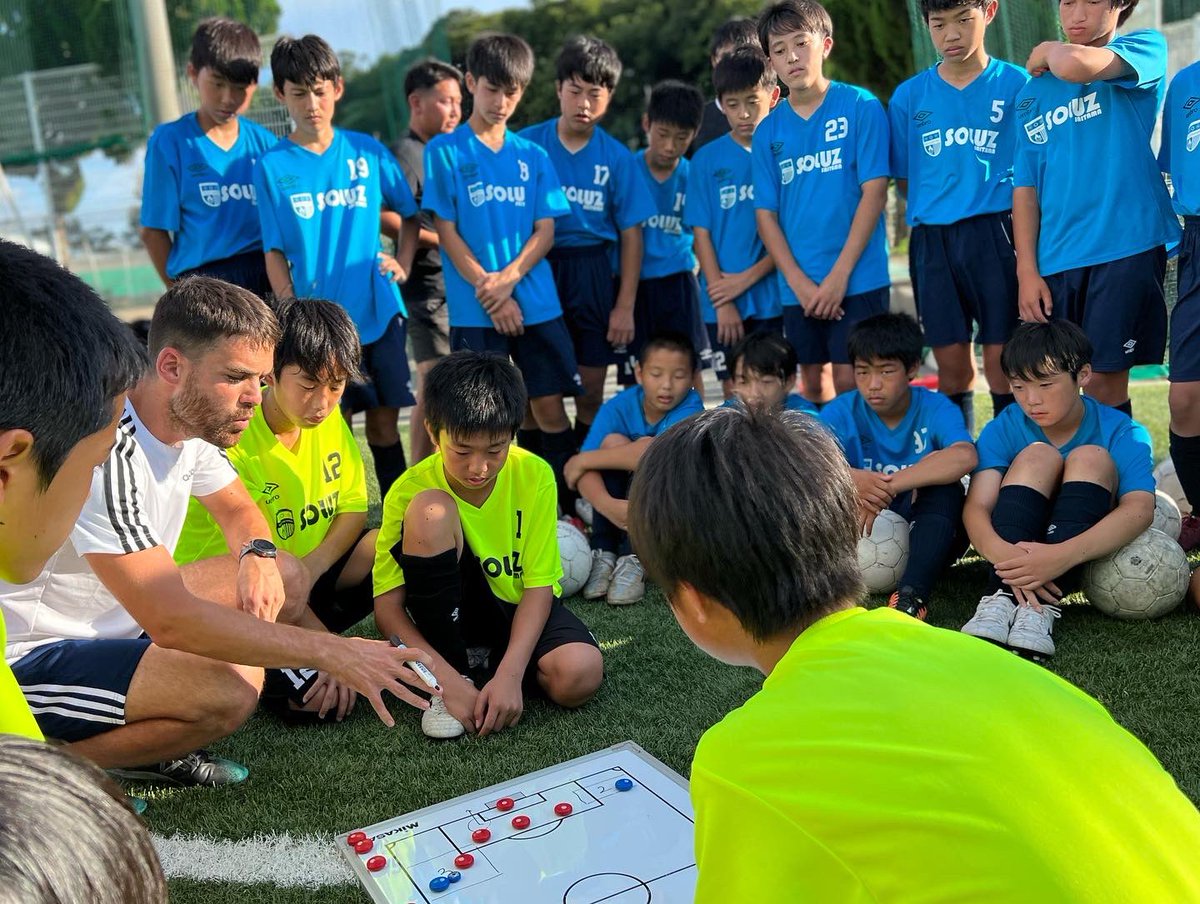 soluz2020's tweet photo. 7/25(月)
スペインから特別講師として、エリック・ジョルカさんに来ていただきました！

とても中身の濃いトレーニングで、選手たちがピッチで躍動していました！

エリック・ジョルカさん
ありがとうございました！

#志木 #朝霞 #新座 #和光 #北朝霞 #朝霞台
#FCソルース埼玉 https://t.co/zxs1k95OaH