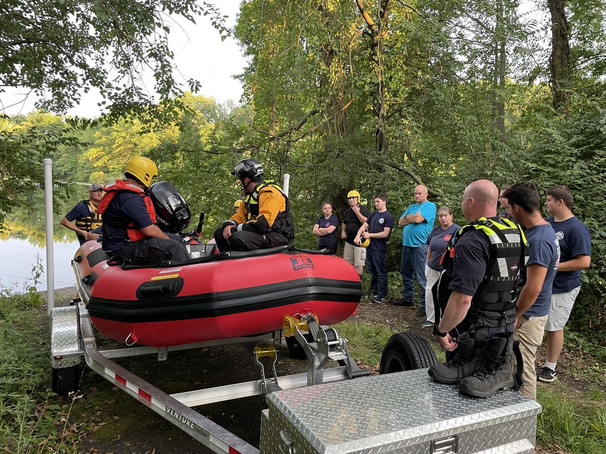 WhippanyFire's tweet photo. "The Turtles Are In The Water!!" The "Turtles" is a nickname for our water rescue team (who says we don't get to have fun). During this week's training, our members and the swift water rescue team practiced their skills in pulling victims out of the water and handling the boat. https://t.co/tk9ihomOZI