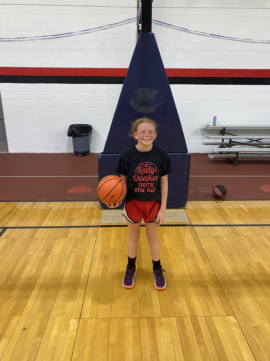 NP Lady Hoops tweet media