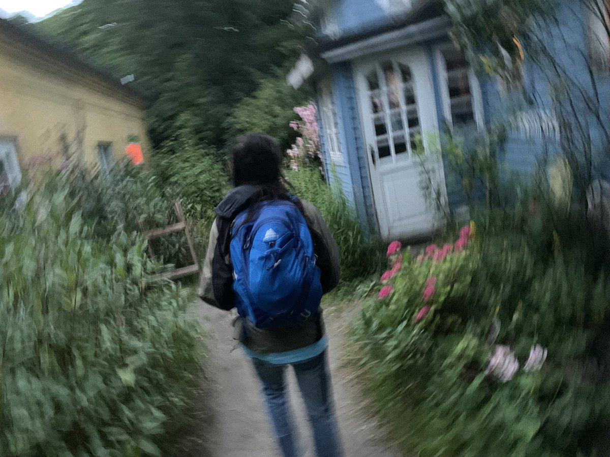coolclothesfor's tweet photo. Country #4 - Denmark
- lucked into seeing a retrospective of one of my favorite artists (#AlexDaCorte) at the Louisiana Museum…unreal
- best city I’ve ran in Europe yet, entire car sized lanes down the main roads just for bikes
- Christiana is a lot cooler than they say it is https://t.co/wKA2FexPcp