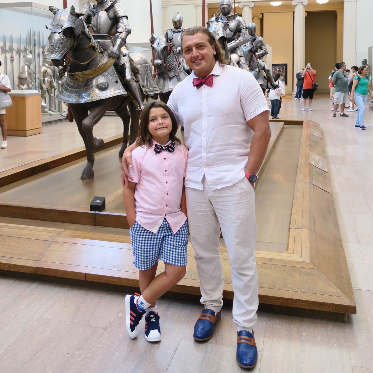 drjohnfekrat's tweet photo. The Met is not only the finest encyclopedic museum of art in the United States; it is arguably the finest anywhere.
A visit to a museum is a search for beauty, truth, and meaning in our lives.
#newyorkcity #themet #museum #art #summertime
#leonelfekrat #birthday #fun #love https://t.co/Y0u98ORc9t