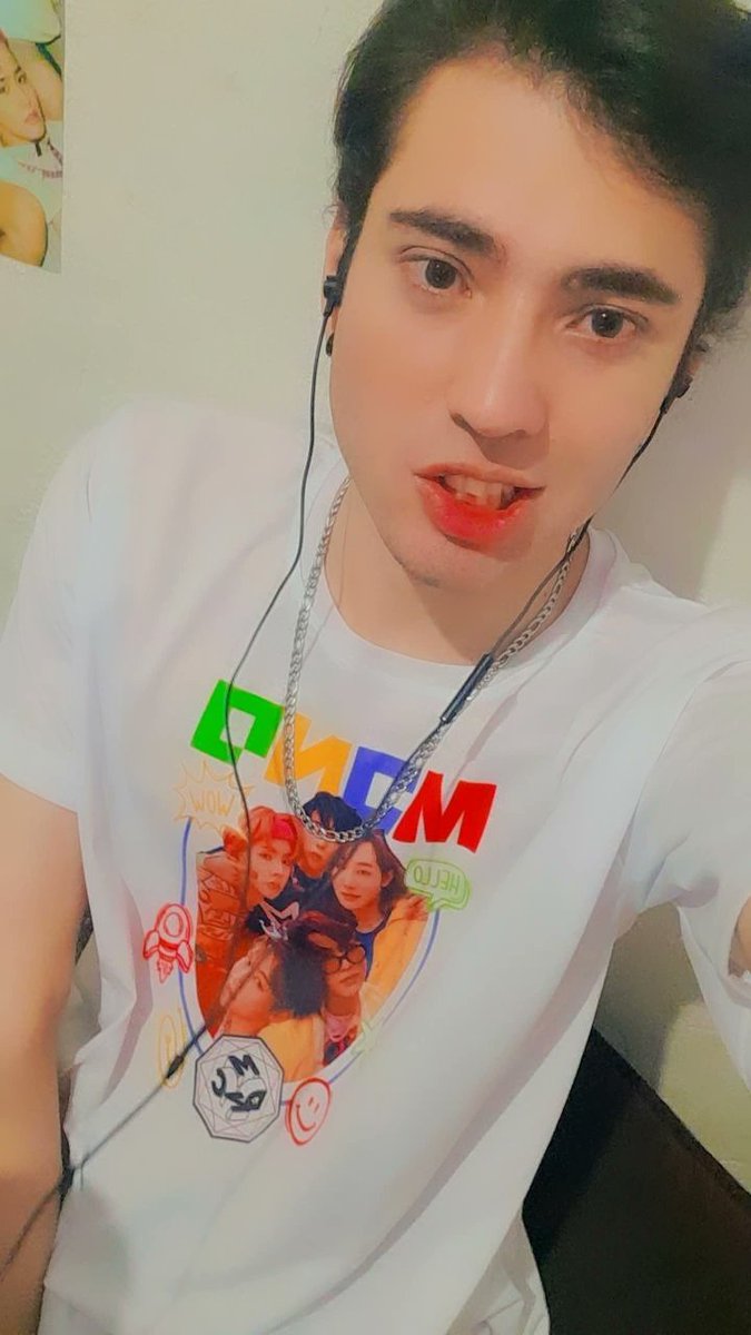 Alelokk's tweet photo. So I did it 🇧🇷
#GemSelcaDay  #MCND #엠씨엔디 @McndOfficial_ https://t.co/klMxlZfxWB