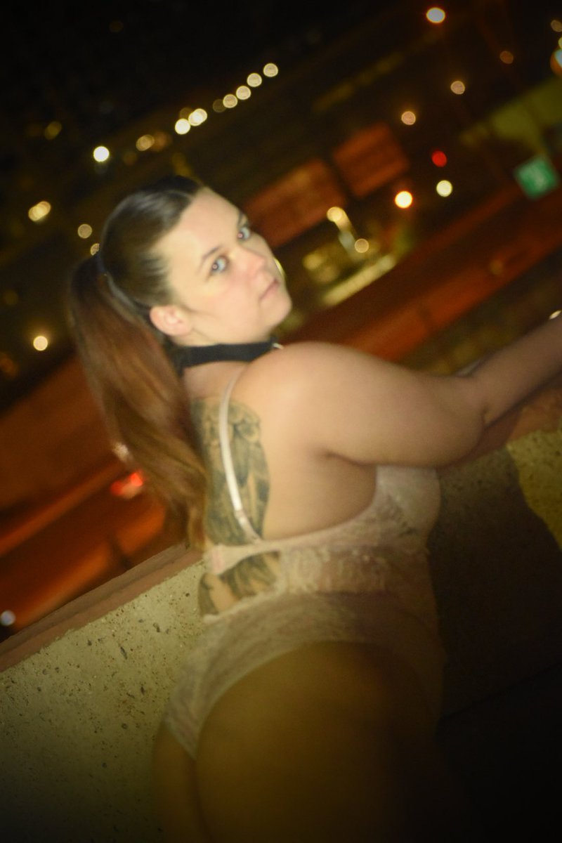 AH35524020's tweet photo. Meet ups available in DallasTx     https://t.co/b76nvfoQW1    #DateDallas #DallasDate #FMTY #sellingcontent #thiccwomen #thicc #sexy #adultmodel #curvychick #bustywoman  #adultadvertising #Accounting #ContentCreator #publicnuditity #sellingcontent18 #sellingpictures #sellingmeets https://t.co/sjMoDa8bAr