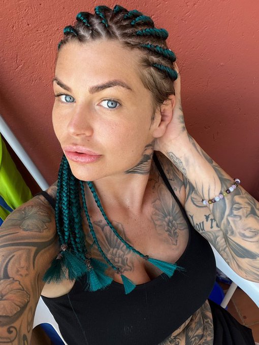 No Make Up https://t.co/xlxxhjjlR3<a href="/tag/sexy"class="tags"><span>#sexy</span></a><a href="/tag/sex"class="tags"><span>#sex</span></a><a href="/tag/naked"class="tags"><span>#naked</span></a><a href="/tag/montag"class="tags"><span>#montag</span></a><a href="/tag/kiel"class="tags"><span>#kiel</span></a><a href="/tag/m4f"class="tags"><span>#m4f</span></a><a href="/tag/carcleaning"class="tags"><span>#carcleaning</span></a>