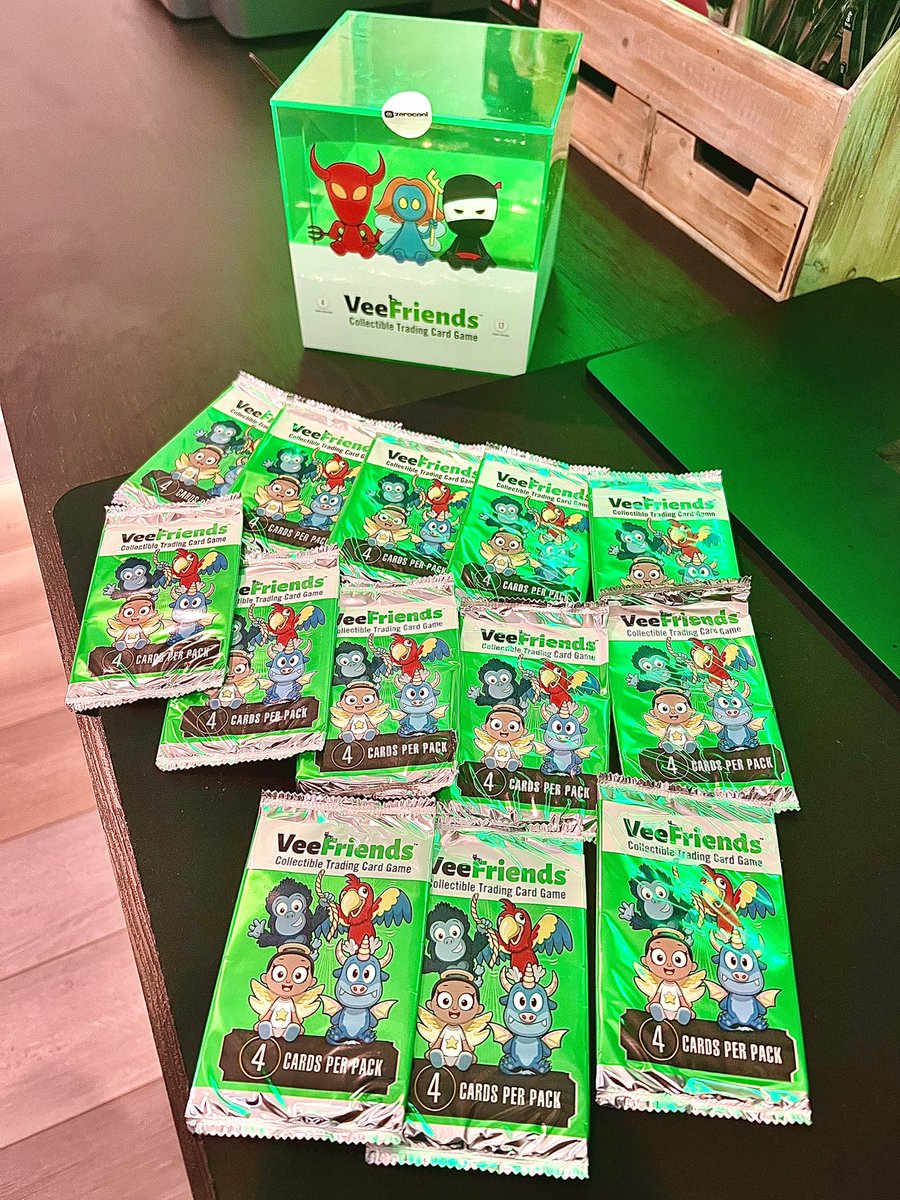 spyroe32's tweet photo. Let’s see what I get wish me luck @garyvee @veefriends #veefriendsCardOpening #vf2 #veefriends https://t.co/eyfXVyUX2V