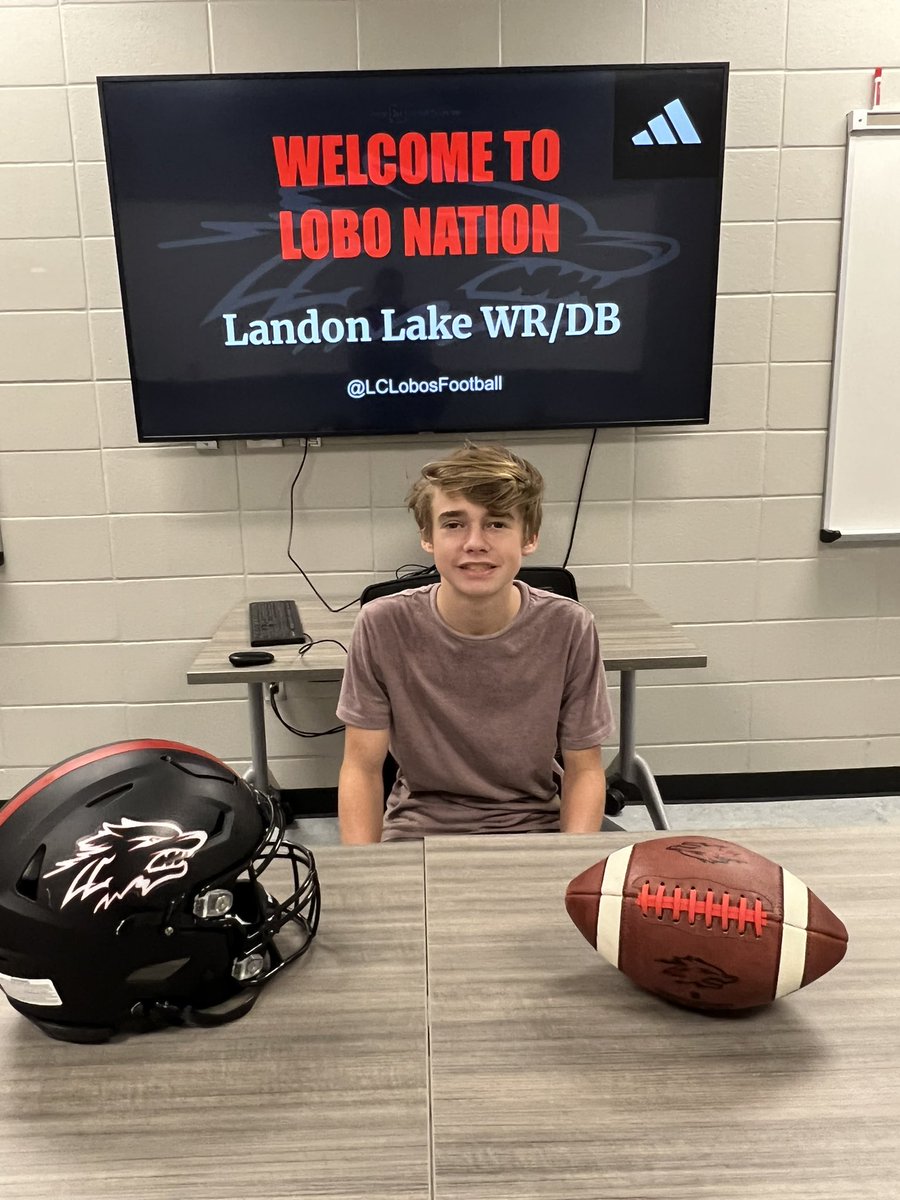Meet the class of 2026! 🏈 Welcome David, Ryan, Andrew and Landon to #LoboNation 🐺